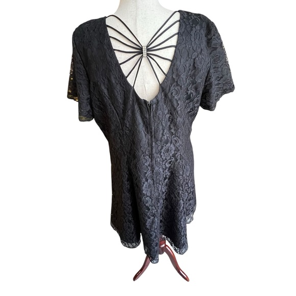 A S Elliot black lace cocktail dress with back rhinestone back accents size 24 - Picture 9 of 14